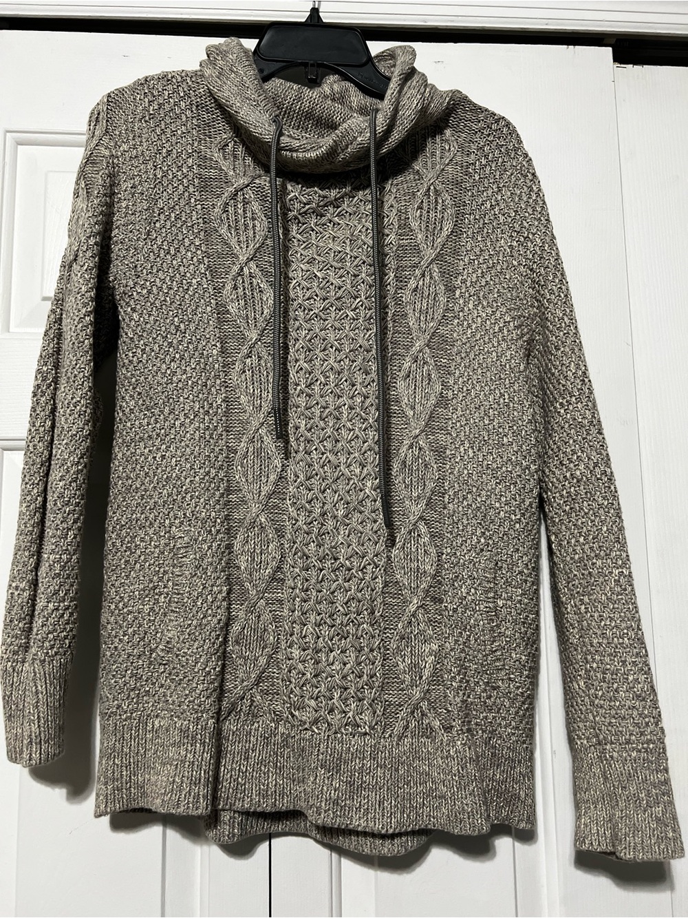 Ll Bean signature sweater pullover. Size M. NWOT.